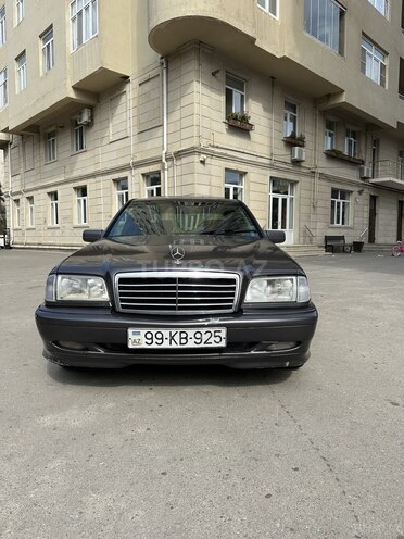 Mercedes C 240 1998, 424,000 km - 2.4 л - Bakı
