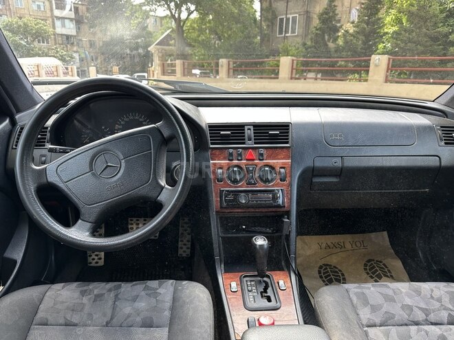 Mercedes C 240 1998, 424,000 km - 2.4 л - Bakı