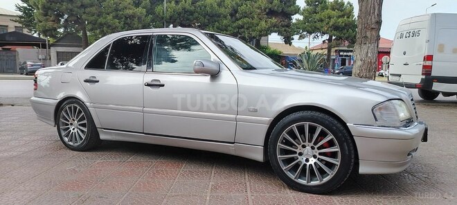 Mercedes C 220 1994, 42,500 km - 2.2 l - Bakı