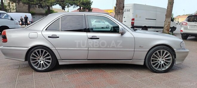 Mercedes C 220 1994, 42,500 km - 2.2 l - Bakı