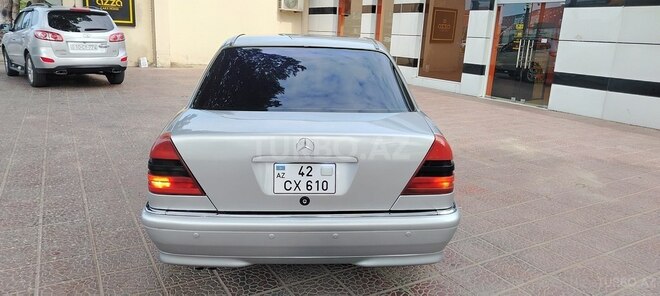 Mercedes C 220 1994, 42,500 km - 2.2 l - Bakı