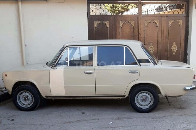 LADA (VAZ) 21011 1985, 85,673 km - 1.3 l - Bakı