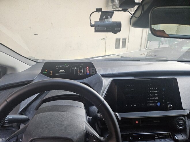 Toyota Prius 2023, 180,000 km - 1.8 л - Bakı