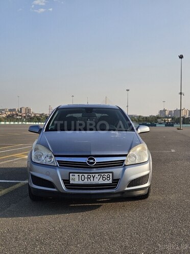 Opel Astra 2009, 285,000 km - 1.4 l - Bakı