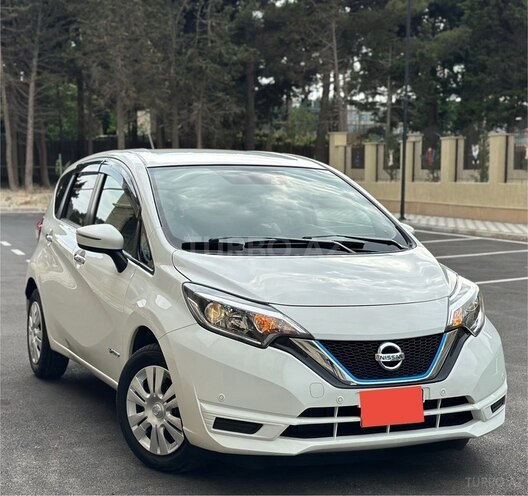Nissan Note-1