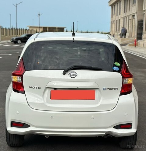 Nissan Note-10