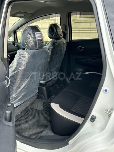Nissan Note-17