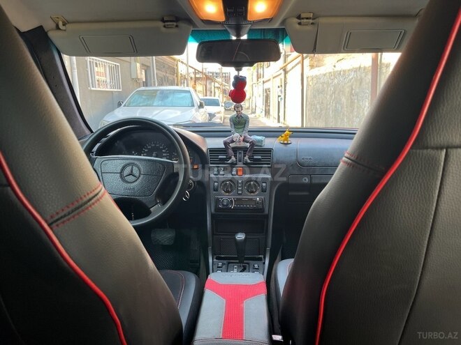 Mercedes C 180 1995, 297,000 km - 1.8 л - Bakı