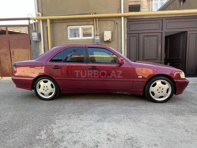 Mercedes C 180 1995, 297,000 km - 1.8 л - Bakı