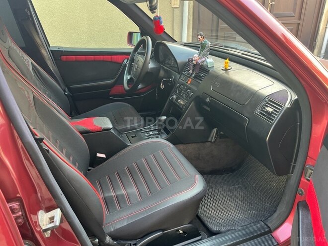 Mercedes C 180 1995, 297,000 km - 1.8 л - Bakı
