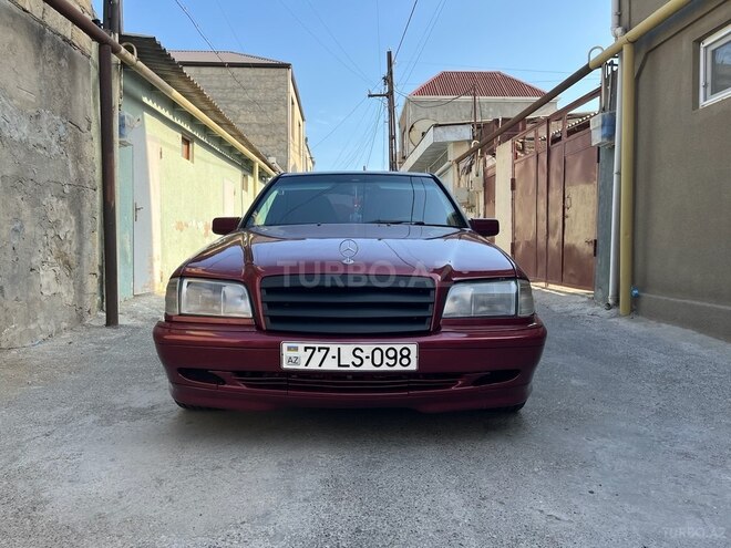 Mercedes C 180 1995, 297,000 km - 1.8 л - Bakı