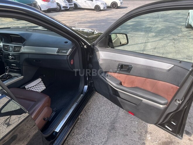 Mercedes E 220 d 2009, 303,000 km - 2.2 l - Bakı