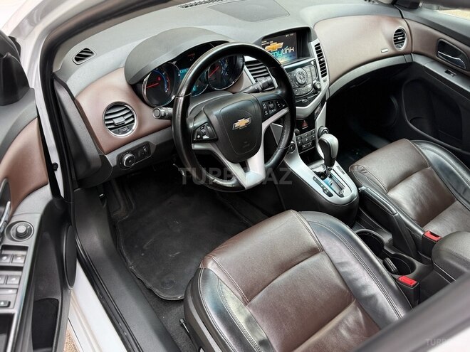 Chevrolet Cruze 2015, 172,000 km - 1.4 l - Gəncə