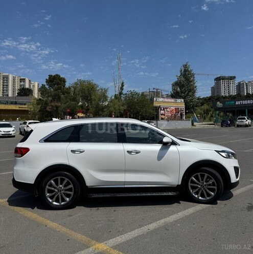 Kia Sorento-4