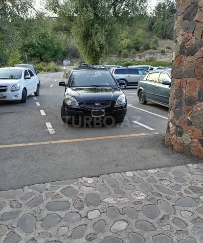 Kia Rio 2008, 207,000 km - 1.4 л - Qusar