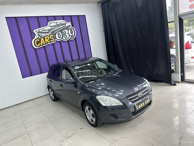 Kia Ceed 2008, 225,000 km - 1.4 л - Sumqayıt