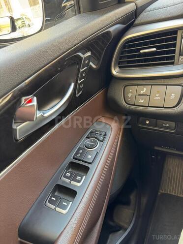 Kia Sorento-9