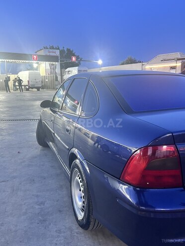 Opel Vectra 1999, 400,000 km - 1.6 l - Gəncə
