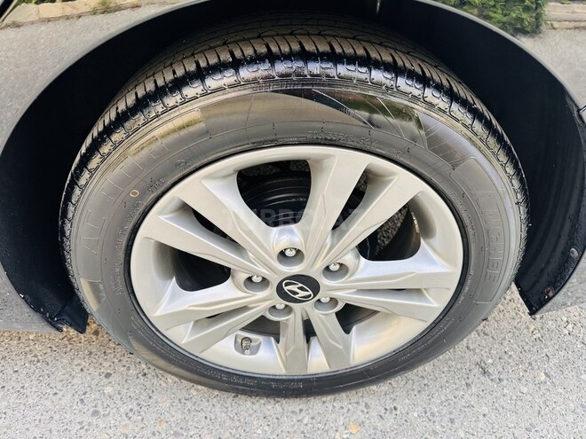 Hyundai Elantra 2015, 108,121 km - 2.0 l - Bakı