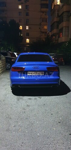 Audi A6-6