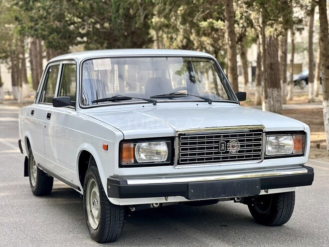 LADA (VAZ) 2107-3
