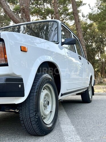 LADA (VAZ) 2107-10
