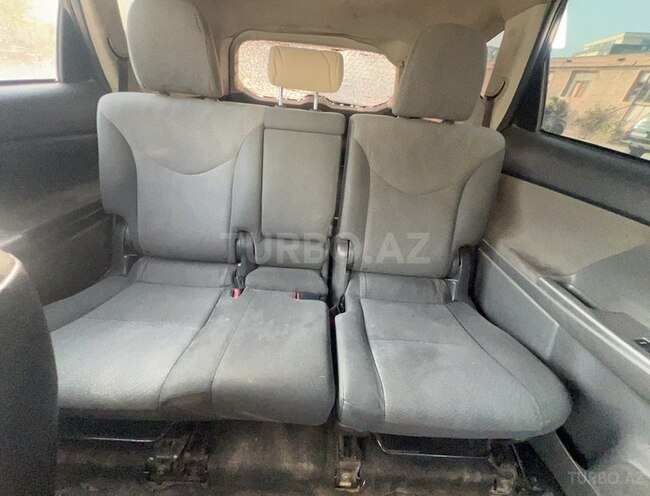 Toyota Prius V 2015, 250,000 km - 1.8 l - Bakı