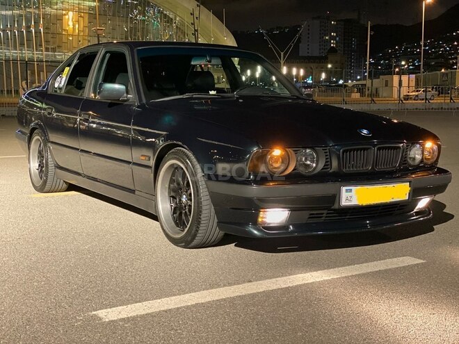 BMW 528 1995, 334,000 km - 2.8 l - Bakı