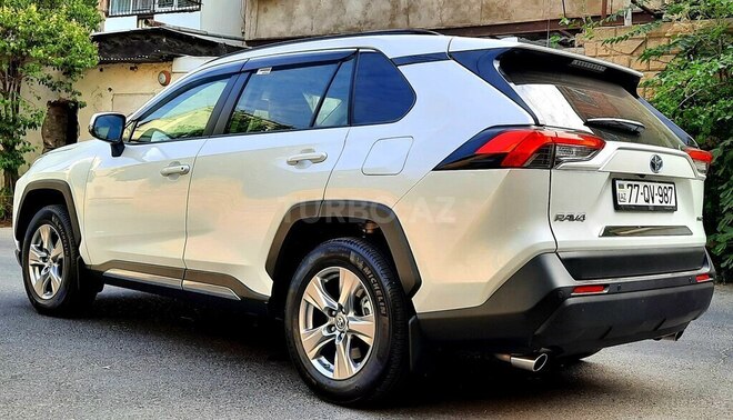 Toyota RAV4 2024, 2,000 km - 2.5 l - Bakı