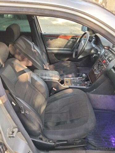 Mercedes E 250 1996, 300,000 km - 2.5 l - Sumqayıt