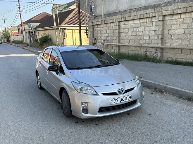 Toyota Prius 2010, 295,000 km - 1.8 л - Bakı