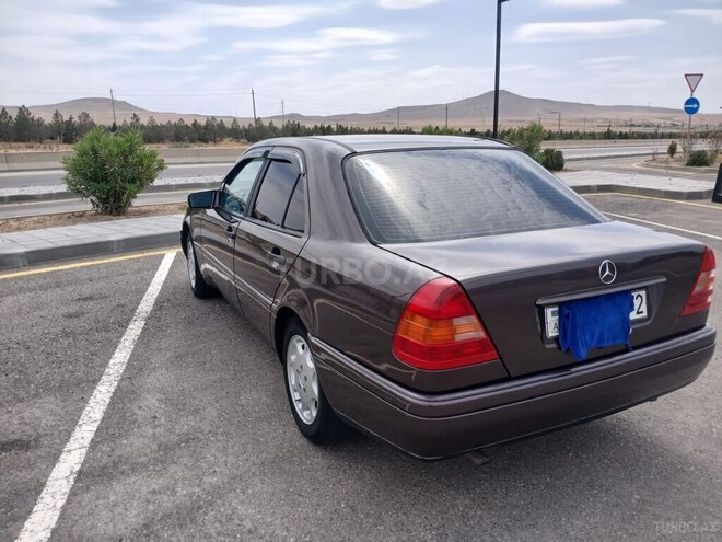 Mercedes C 180 1995, 298,560 km - 1.8 l - Bakı