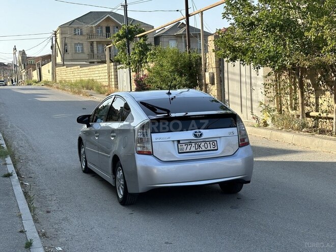 Toyota Prius 2010, 295,000 km - 1.8 л - Bakı