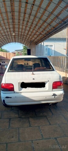 Kia Sephia 1995, 264,083 km - 1.5 l - Salyan