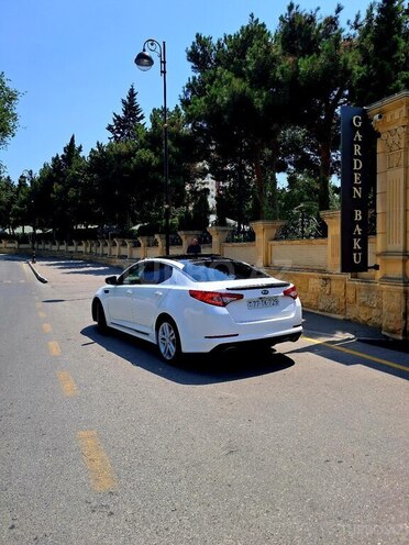 Kia Optima-12