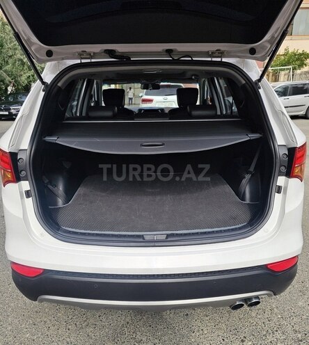 Hyundai Santa Fe-4