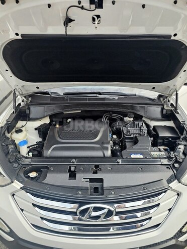 Hyundai Santa Fe-8
