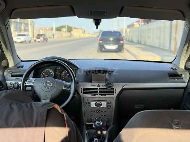 Opel Astra 2004, 280,000 km - 1.4 l - Bakı