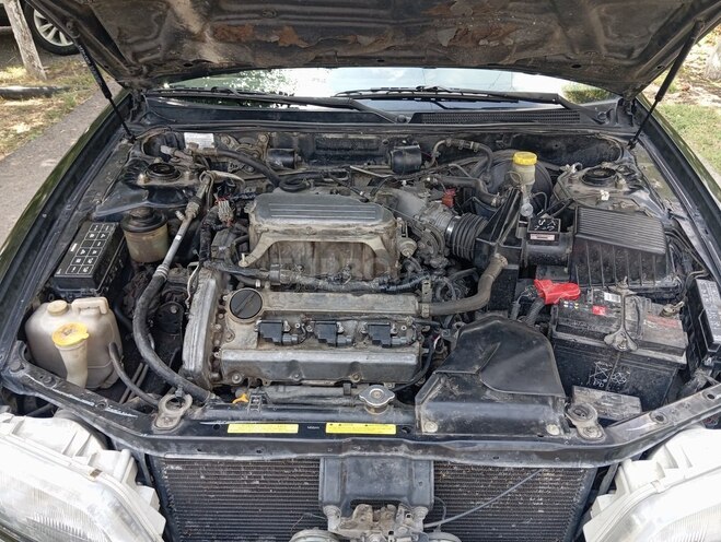 Nissan Maxima-7