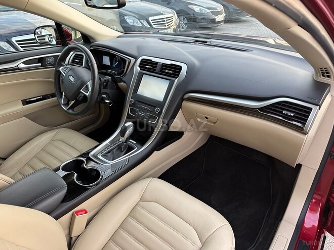 Ford Fusion (North America)-17
