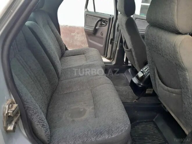 GAZ 3110 2003, 200 km - 2.0 л - Quba