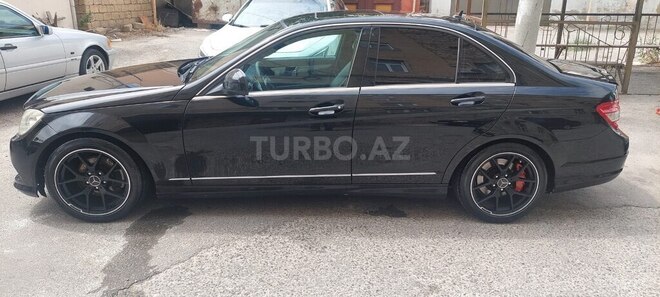 Mercedes C 300 2008, 303,000 km - 3.0 l - Bakı
