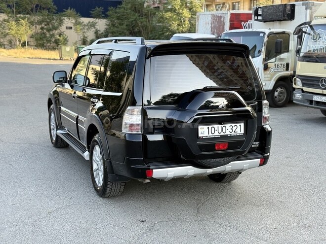 Mitsubishi Pajero 2017, 244,000 km - 3.8 л - Bakı