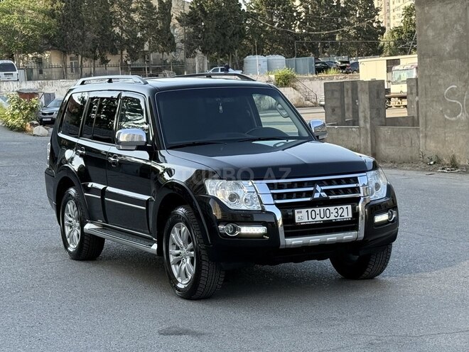 Mitsubishi Pajero 2017, 244,000 km - 3.8 л - Bakı