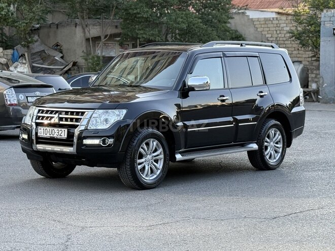 Mitsubishi Pajero 2017, 244,000 km - 3.8 л - Bakı