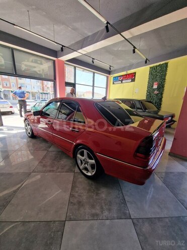 Mercedes C 240-6