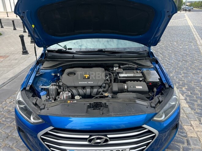 Hyundai Elantra 2018, 92,500 km - 2.0 l - Bakı