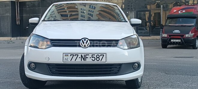 Volkswagen Polo 2012, 190,926 km - 1.6 l - Bakı