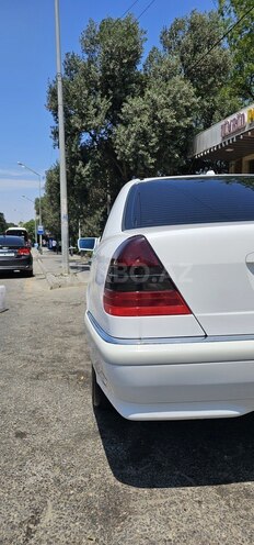 Mercedes C 230 1999, 254,000 km - 2.3 л - Bakı