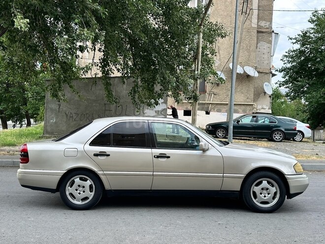 Mercedes C 180 1994, 375,965 km - 1.8 l - Mingəçevir